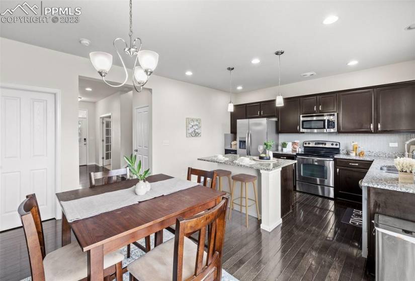 Open concept dining/kitchen