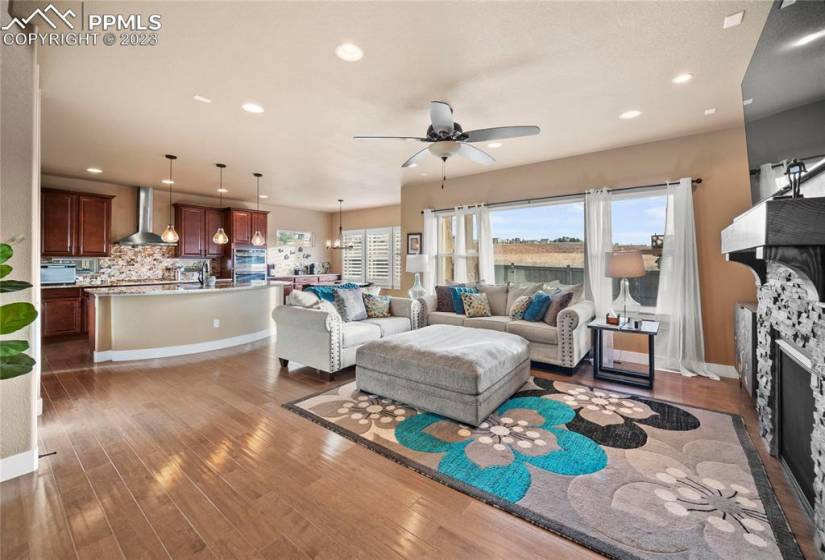Open concept, perfect for entertaining family and friends. The family room features gas fireplace and is ope to the kitchen and dining space.