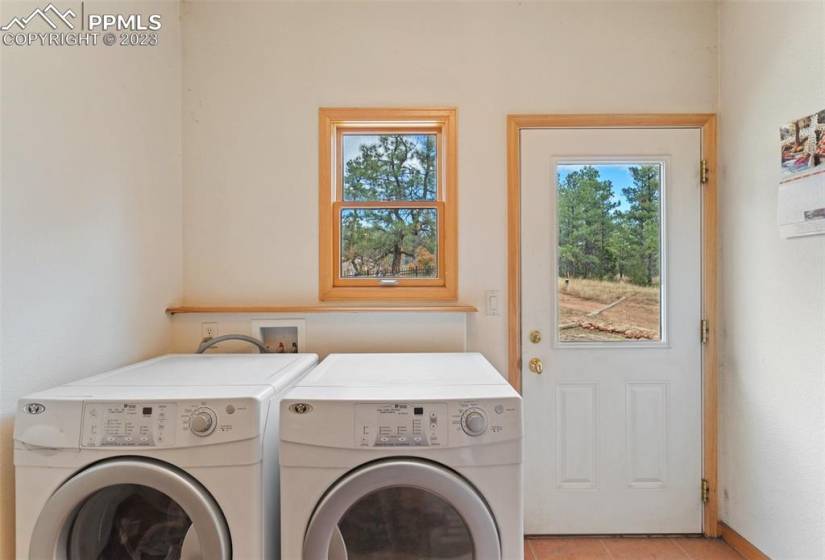 Laundry with access to garage & back of house