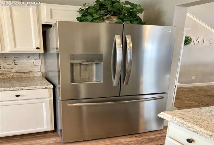 Brand new fancy refrigerator you'll love!!