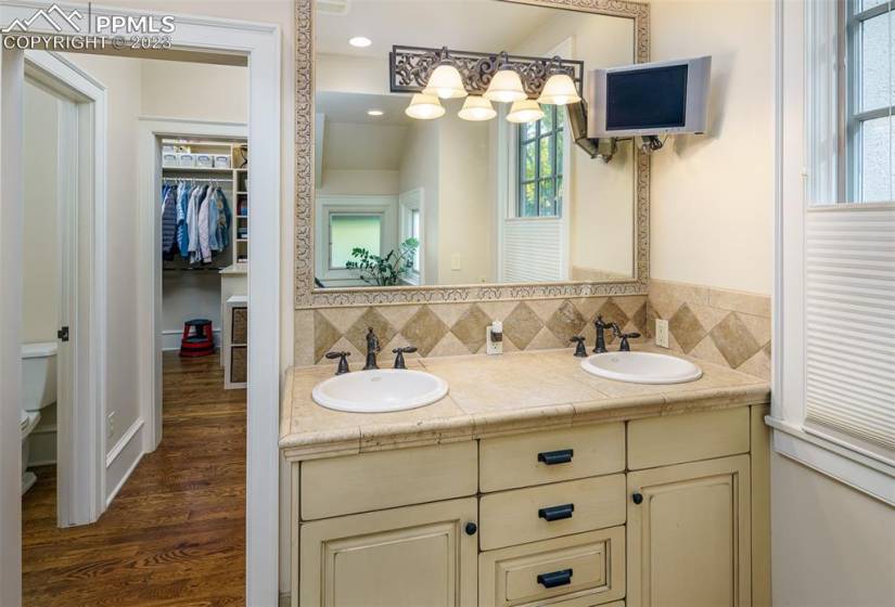 Master Bath Dual vanities