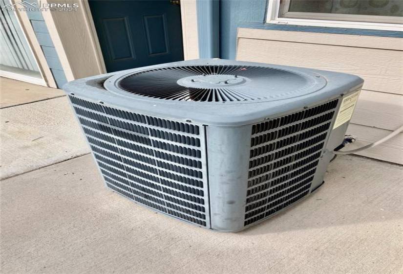 Oh yes! You'll appreciate central A/C on those hot summer days!