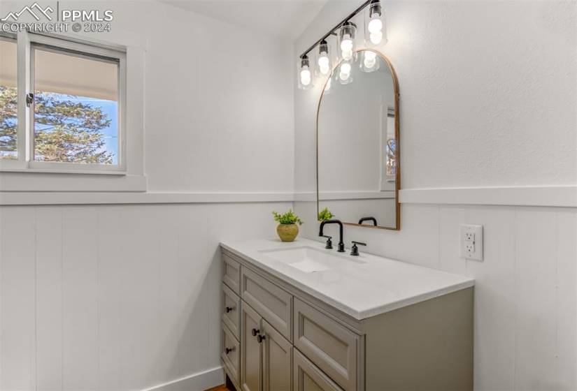 Bathroom vanity, great light fixtures