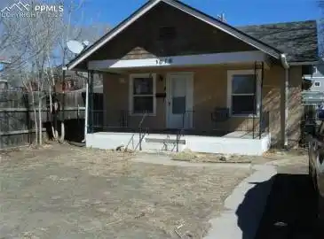 1016 Carteret Avenue Pueblo, Colorado 81004, 2 Bedrooms Bedrooms, ,1 BathroomBathrooms,Residential,For Sale,Carteret,115477 1016 Carteret Avenue Pueblo, Colorado 81004, 2 Bedrooms Bedrooms, ,1 BathroomBathrooms,Residential,For Sale,Carteret,115477