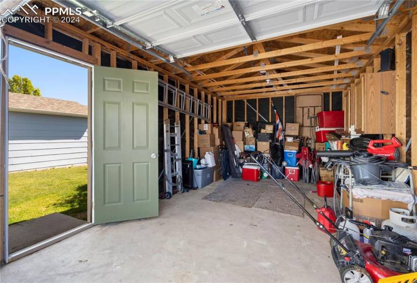 1 Car Detached Garage with Walkout to Yard
