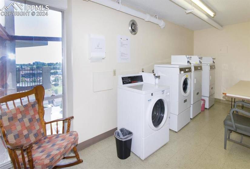 10 laundry rooms