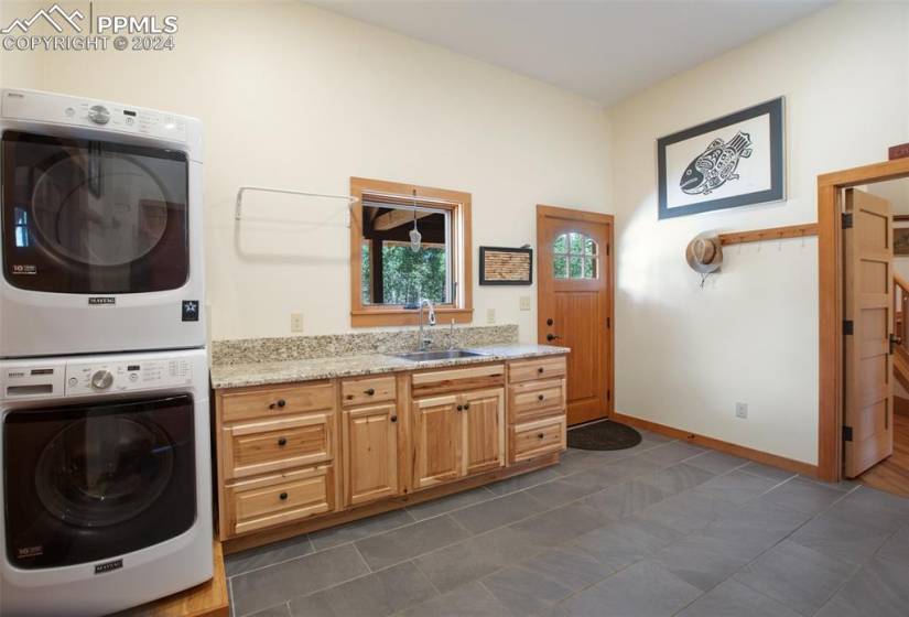 Mud room and laundry area