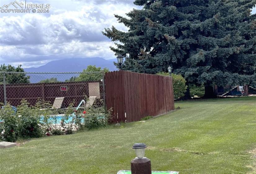 View of yard featuring a mountain view